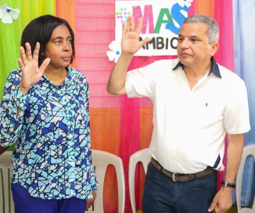 Denisse de Jesús Cabrera se une a las filas del MAS en búsqueda de transformaciones comunitarias y políticas