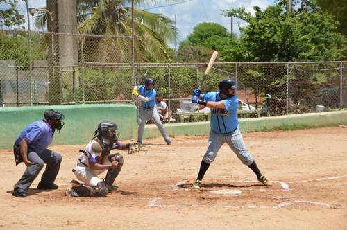 Titanes de Villa Francisca a su tercera final consecutiva en béisbol doble A del DN
