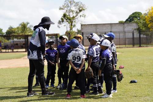 La Javilla, Susano, Estrellas y Mendoza brillan en torneo U-6 y U-8 “Doña Norma Díaz”